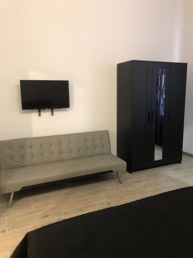 Domus Alice Appartement Monserrato Buitenkant foto